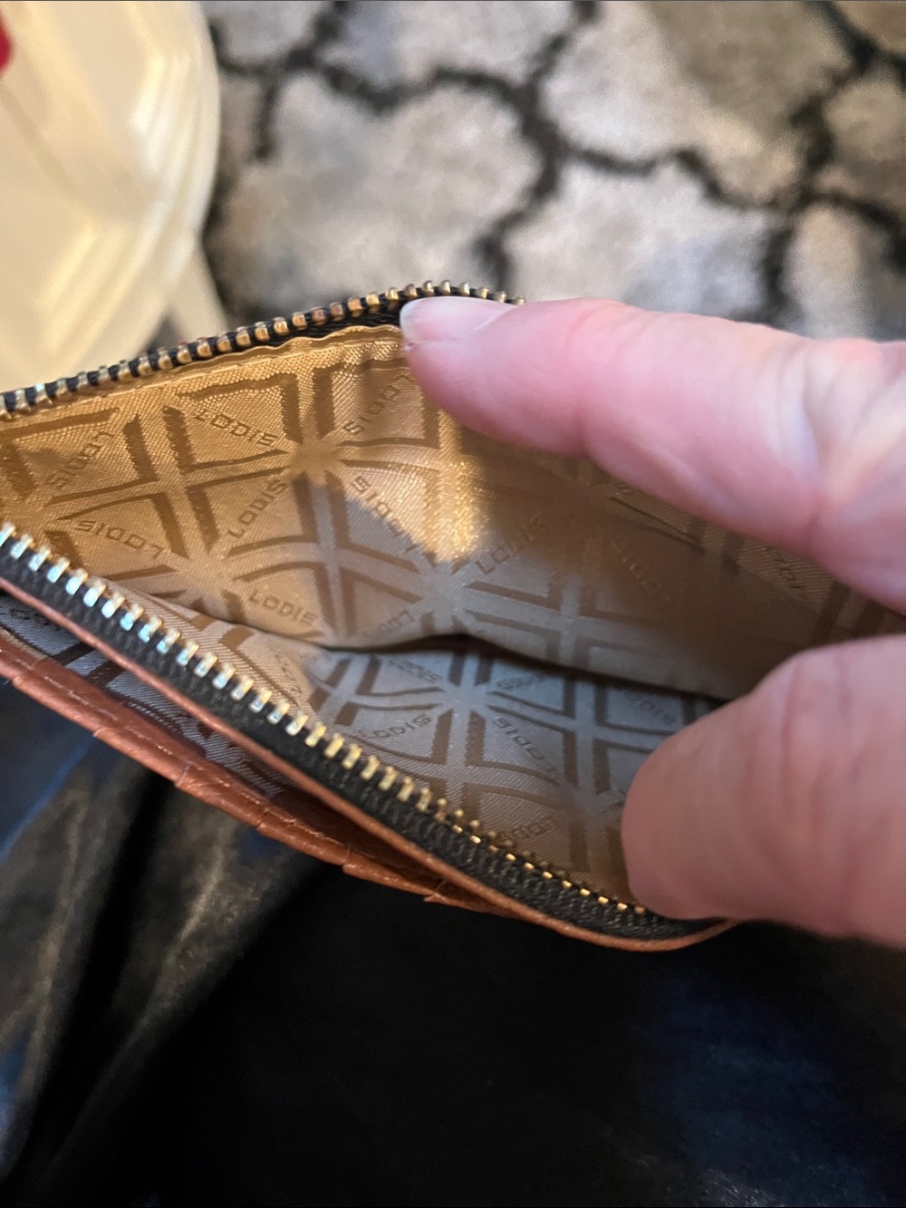 Lodis Brown Leather Slim Card & Zip Key Holder - Picture 4 of 4